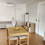 Lejlighed La Casa Dei Limoni *