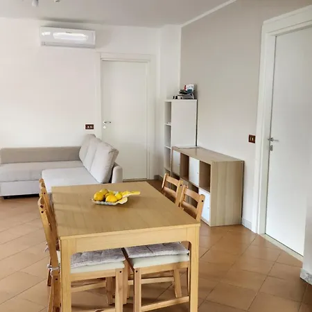Апартаменты La Casa Dei Limoni *